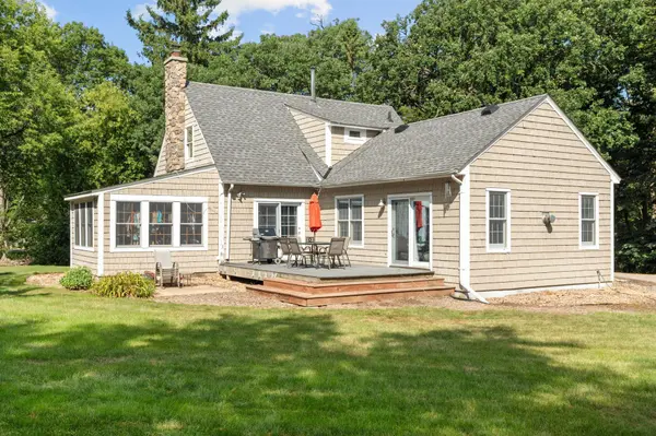 3213 County Road 101 S, Minnetonka, MN 55391