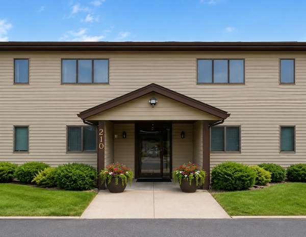 210 Sargent DR #103, Red Wing, MN 55066
