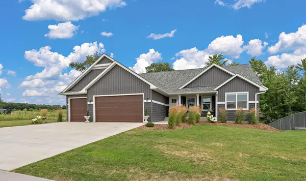 271 Eagle Ridge DR, Roberts, WI 54023