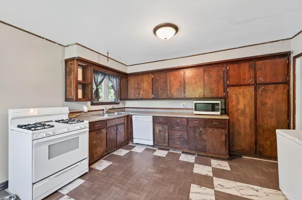 725 California AVE E, Saint Paul, MN 55106