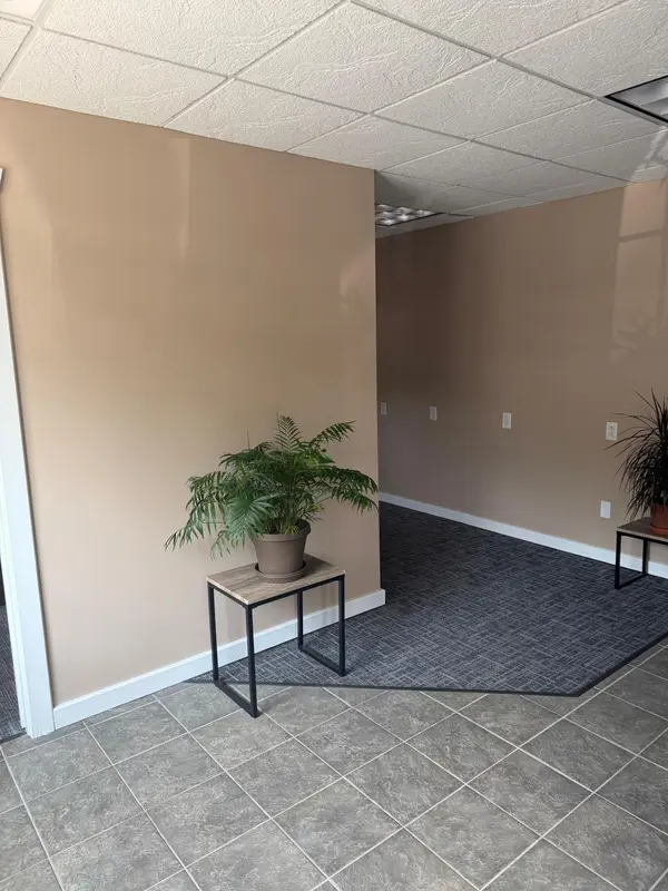 621 N Benton Dr #103, Sauk Rapids, MN 56379