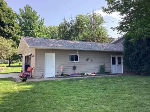 1306 Foothills BLVD, Albert Lea, MN 56007