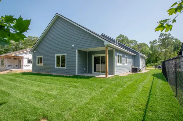 30949 Gopher LN, Breezy Point, MN 56472