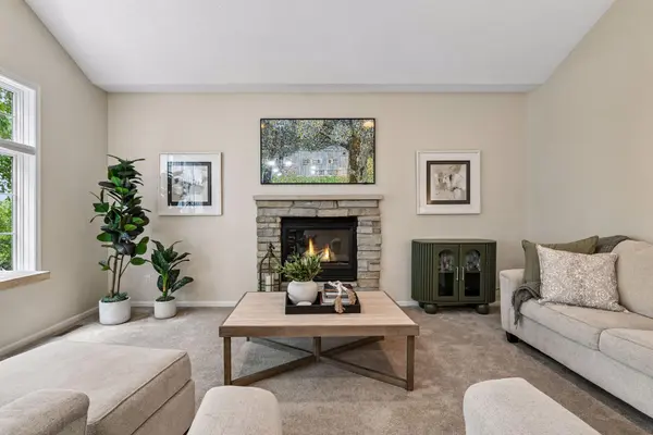 4908 Malibu DR, Edina, MN 55436