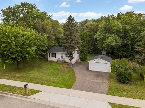 1935 55th ST E, Inver Grove Heights, MN 55077