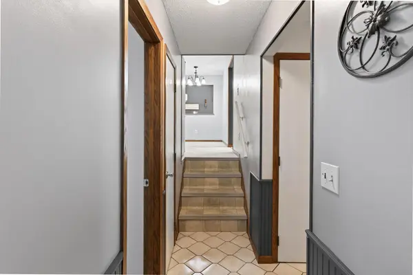 9844 NW Butternut ST NW, Coon Rapids, MN 55448
