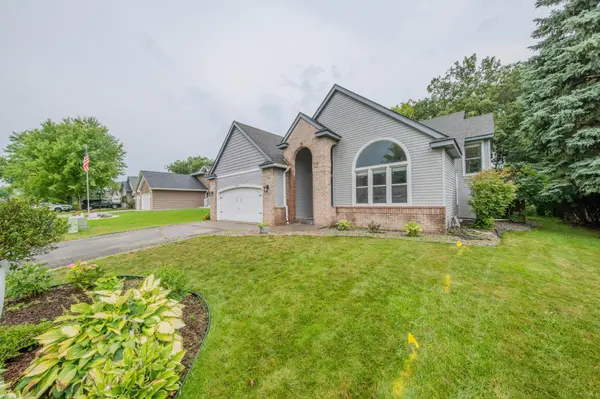 5962 N Ridge DR, Savage, MN 55378