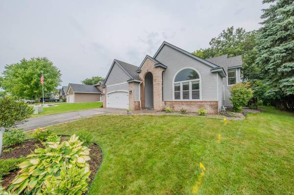 5962 N Ridge DR, Savage, MN 55378