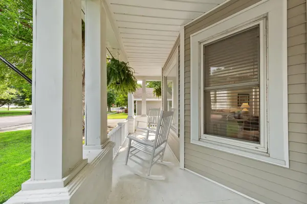 308 1st ST NW, New Richland, MN 56072