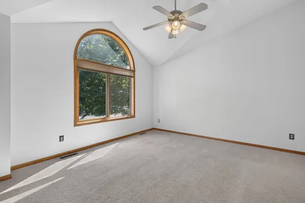 10288 Kali AVE NE, Albertville, MN 55301