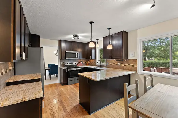 15659 Highview LN, Apple Valley, MN 55124