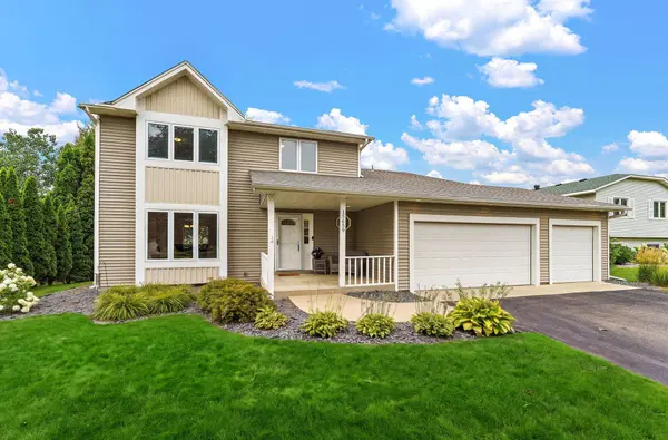 15659 Highview LN, Apple Valley, MN 55124