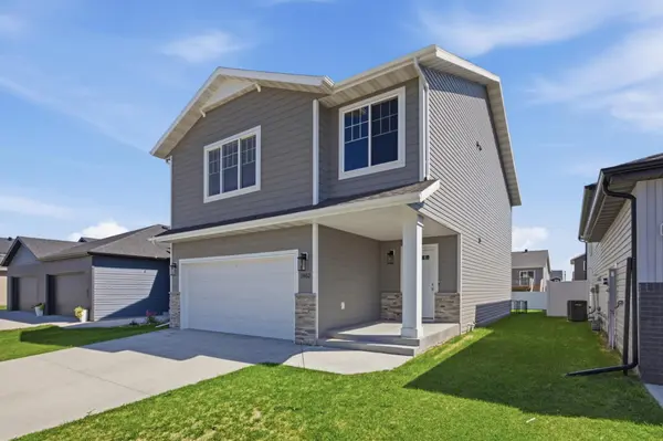 1462 68th AVE S, Fargo, ND 58104