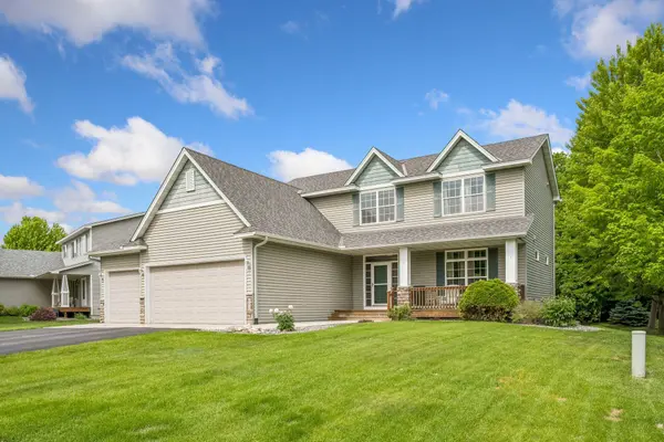680 Kayla LN, Hanover, MN 55341
