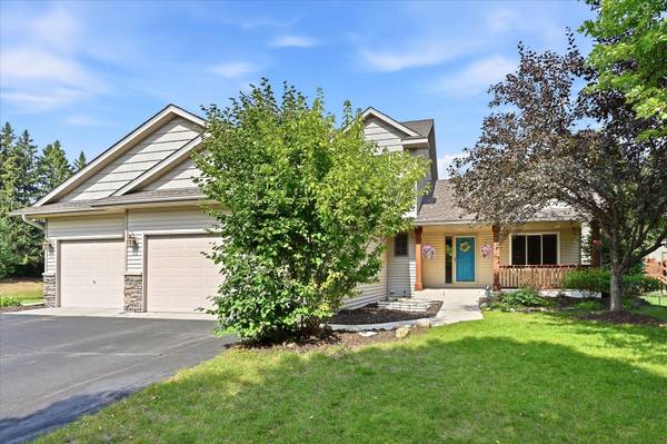 6592 Albert CT, Lino Lakes, MN 55038
