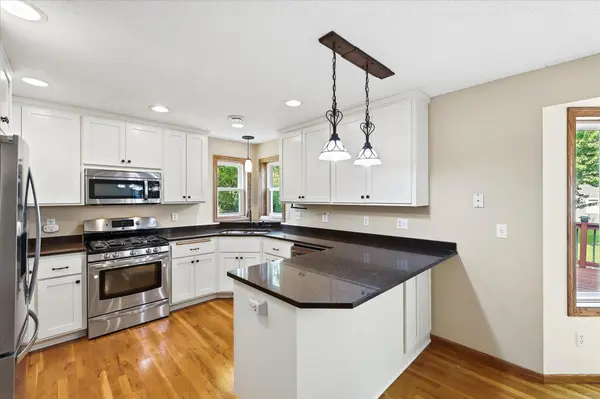 6592 Albert CT, Lino Lakes, MN 55038