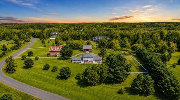 1997 57th ST, Somerset, WI 54025