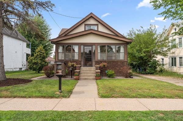 2100 5th ST NE, Minneapolis, MN 55418