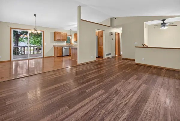 108 Celestine CIR, Mankato, MN 56001