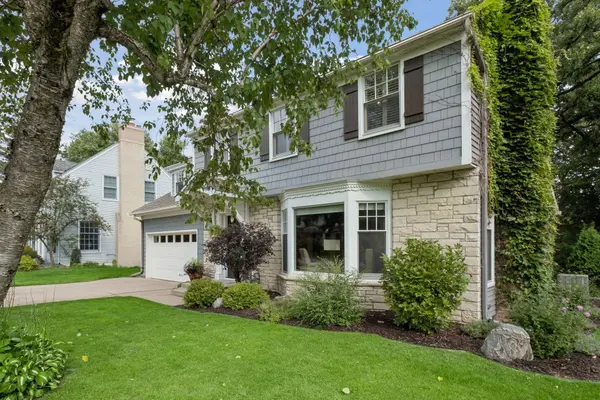 3308 W 55th ST, Edina, MN 55410