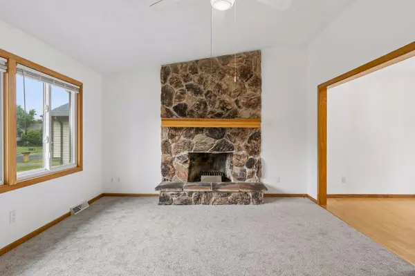 11843 Marigold ST NW, Coon Rapids, MN 55433
