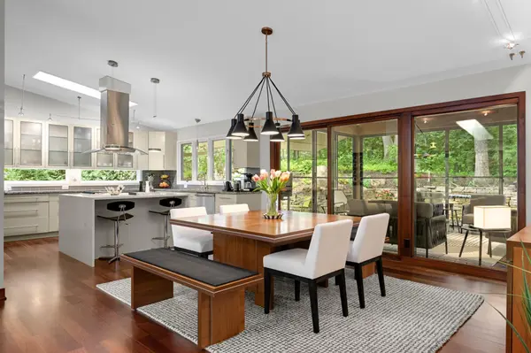 7009 Gleason RD, Edina, MN 55439