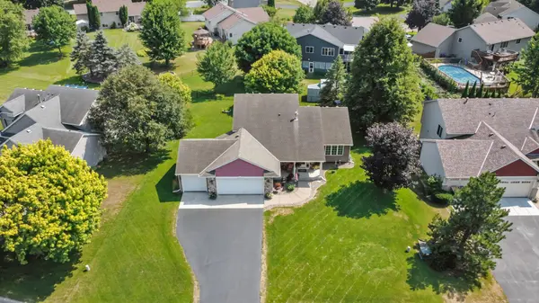 2828 90th LN NE, Blaine, MN 55449