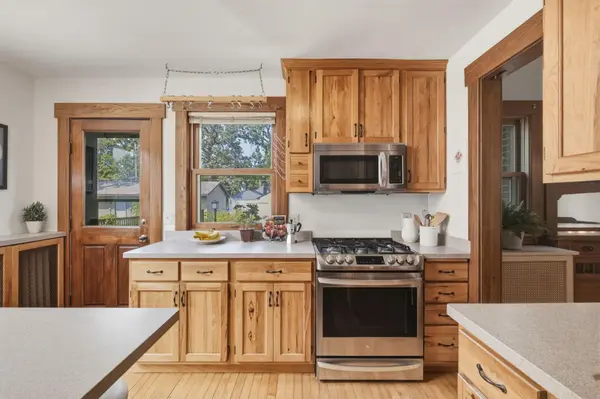 2133 Goodrich AVE, Saint Paul, MN 55105
