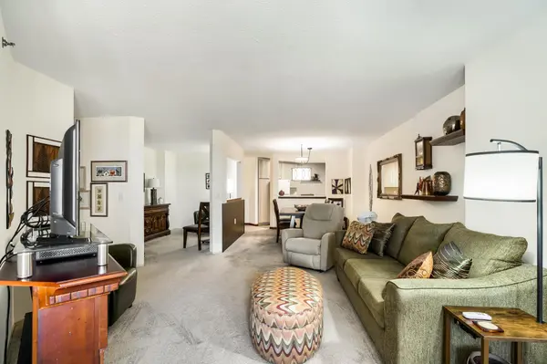6500 Woodlake DR #601, Richfield, MN 55423