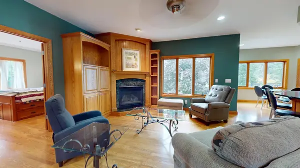 2449 Sand Trap LN SE, Rochester, MN 55904