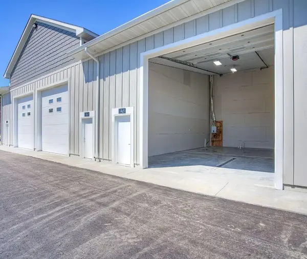 5836 Barthel Industrial DR NE ##10, Albertville, MN 55301