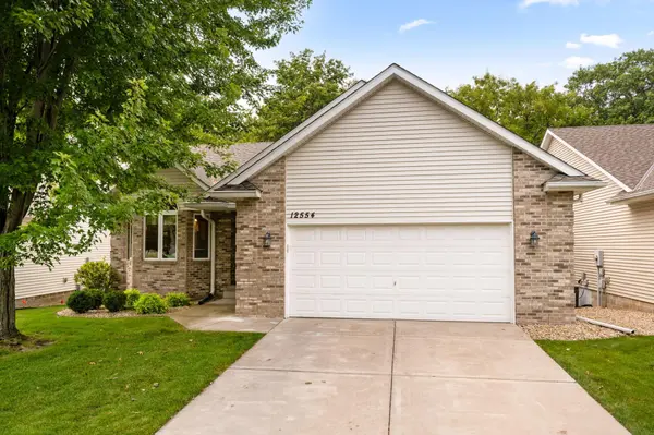 12554 Thrush ST NW, Coon Rapids, MN 55448