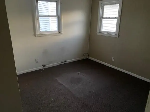 321 S Main ST, Lake Crystal, MN 56055