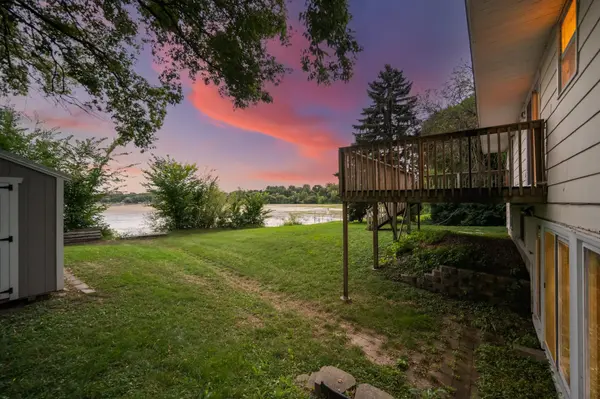 7 Lakeview Terrace BLVD, Waconia, MN 55387