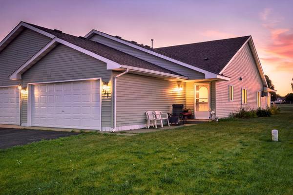 137 Belmont ST, Osceola, WI 54020