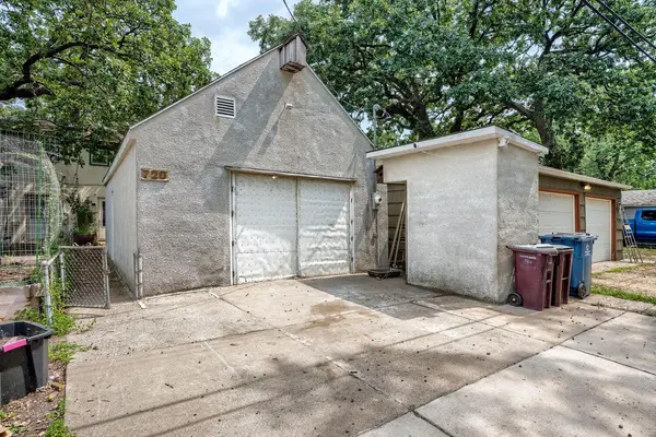 720 1st AVE S, South Saint Paul, MN 55075