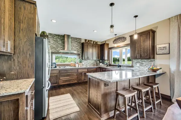 6699 313th AVE NE, North Branch, MN 55056