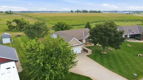 2759 11th AVE SE, Willmar, MN 56201