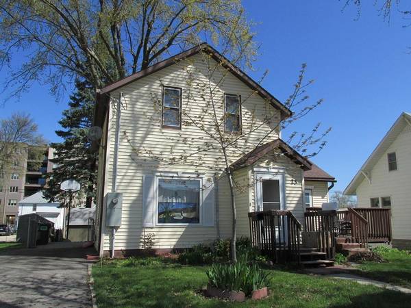23 6th ST NW, Rochester, MN 55901