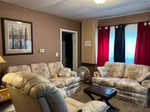 23 6th ST NW, Rochester, MN 55901