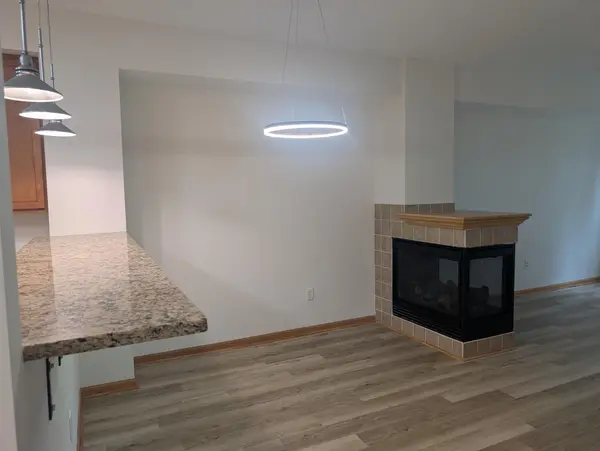 150 E Burnsville Pkwy #303, Burnsville, MN 55337