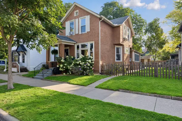 420 Daly ST, Saint Paul, MN 55102