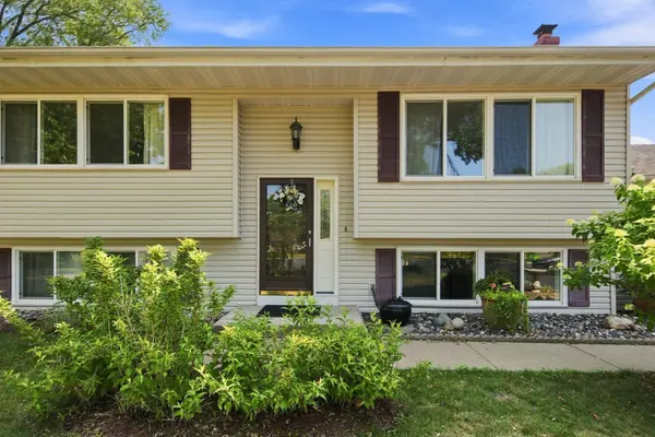 3236 115th LN NW, Coon Rapids, MN 55433