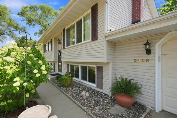 3236 115th LN NW, Coon Rapids, MN 55433