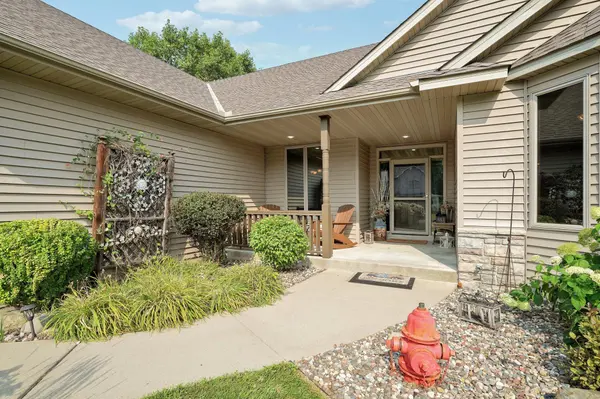 553 Tuttle DR, Hastings, MN 55033