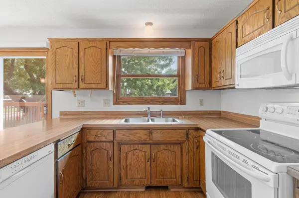 3501 84th CIR N, Brooklyn Park, MN 55443
