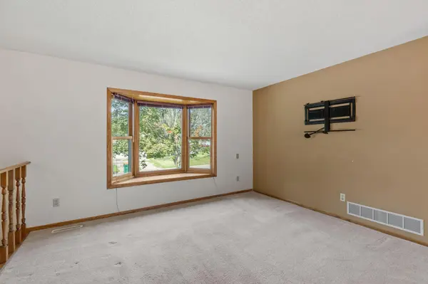 3501 84th CIR N, Brooklyn Park, MN 55443