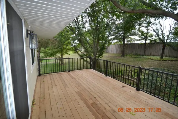 10452 Decatur AVE S, Bloomington, MN 55438