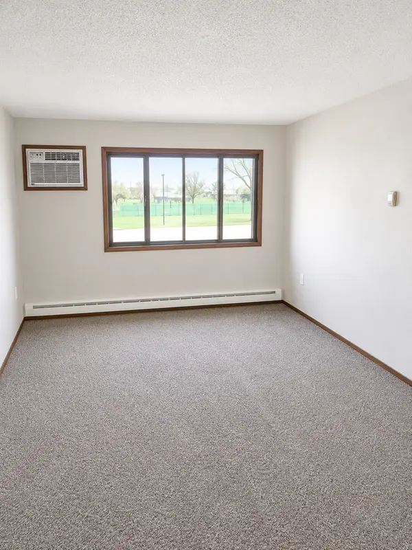 318 Spruce ST ##203, Paynesville, MN 56362