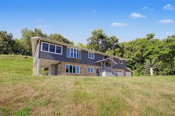 12785 James AVE, Hastings, MN 55033